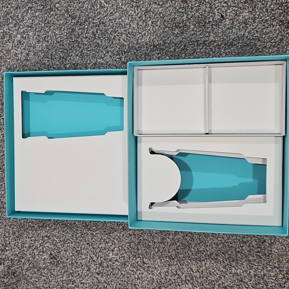 Tiffany & Co Box And Ribbon - Picture 5 of 6